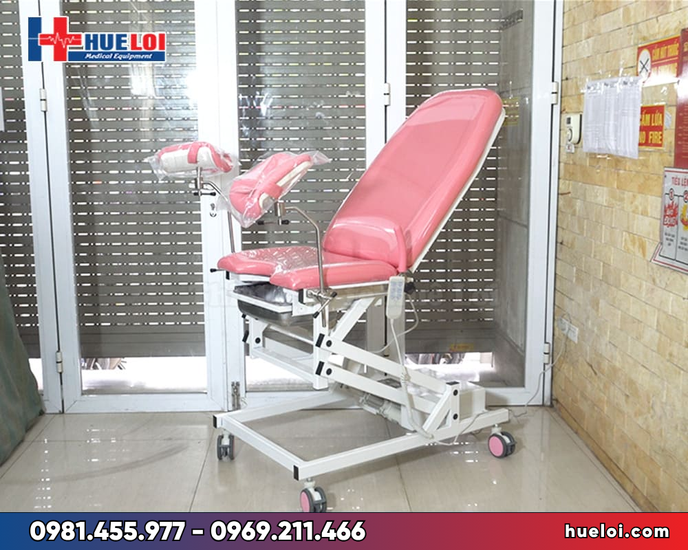 Bàn khám sản điều khiển bằng điện giá rẻ PJ-FJ2 cho phòng khám nhỏ